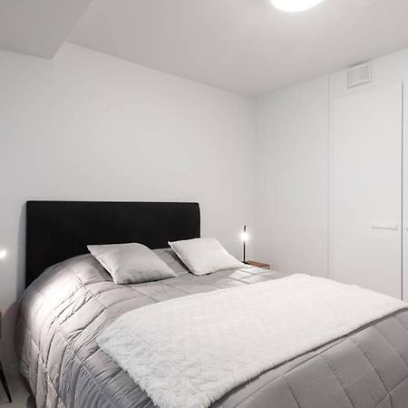 Sleek And Spacious 3 Bedroom Apartment In City Centre Helsinky Exteriér fotografie